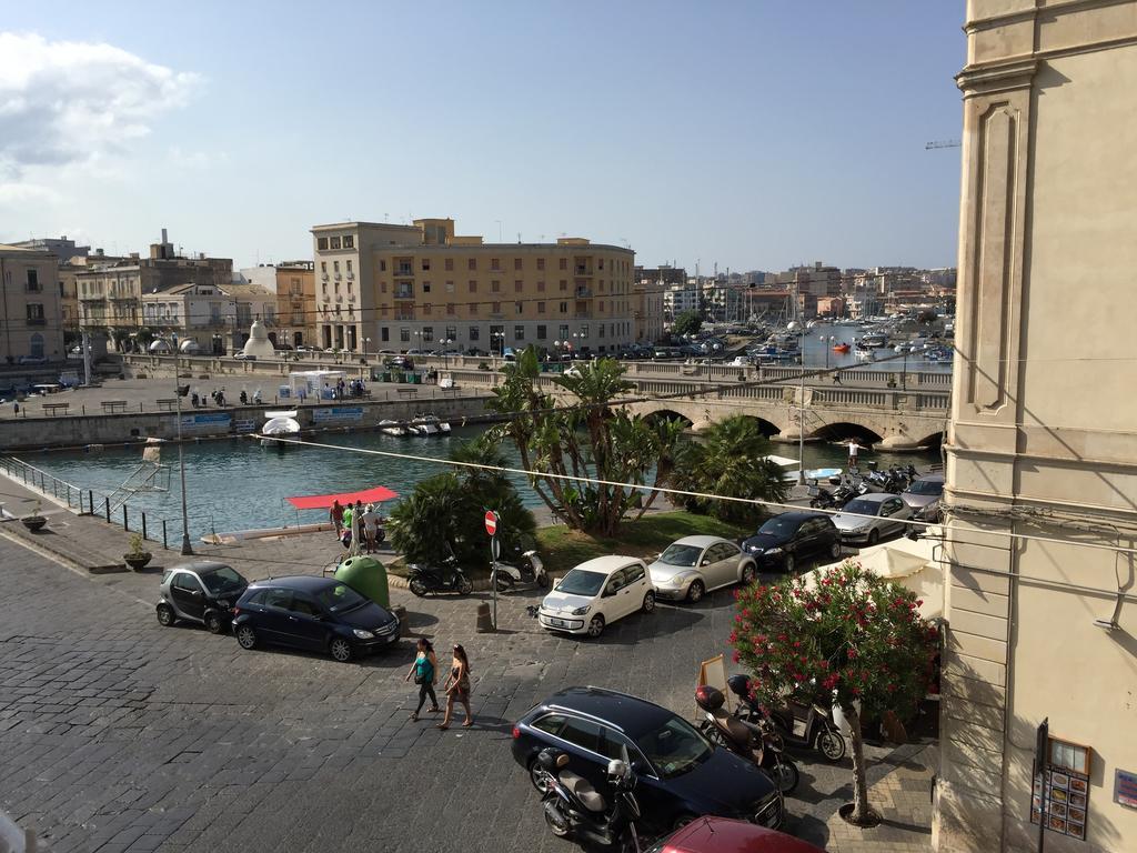 Large Double or Twin Room,1005416464:JPEG